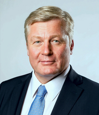 Porträtfoto von Dr. Bernd Althusmann. Niedersächsischer Minister für Wirtschaft, Arbeit, Verkehr und Digitalisierung