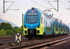 "Doppelstockwagen Kiss in den Hauptfarben gelb und türkis, betrieben von der WestfalenBahn