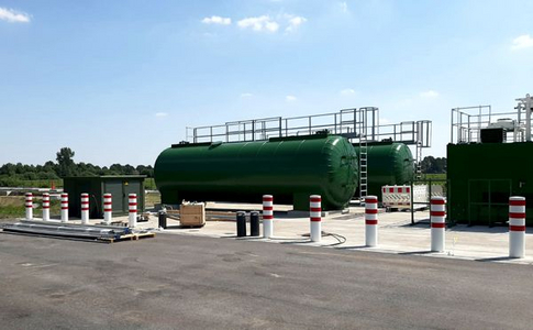 Bereits gelagerte Hydraulikölbehälter für die künftige Wasserstoff-Tankstelle